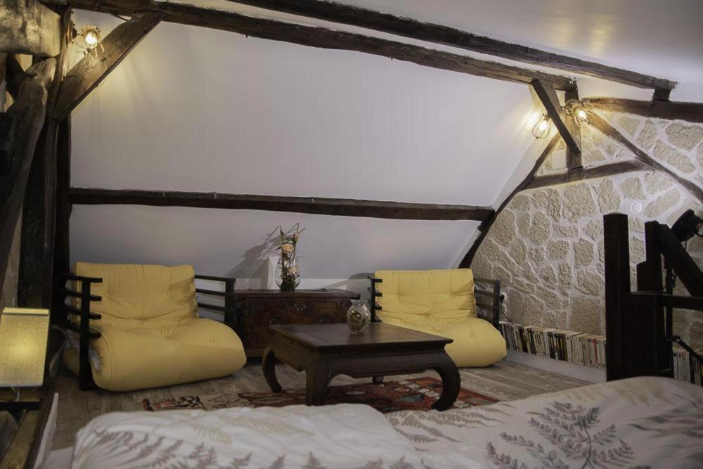 Chez Aurelia - Chambres & Table D'Hotes La Couture-Boussey Room photo